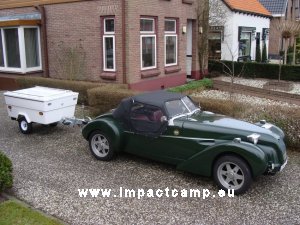 Mini Camp achter een Burton 2CV kitcar