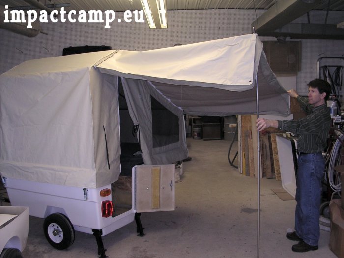 Mini Camp camper compleet met deurtje en luifel