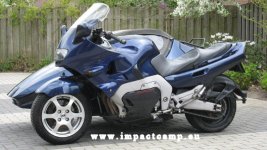 GTS1000 met Mega Comete